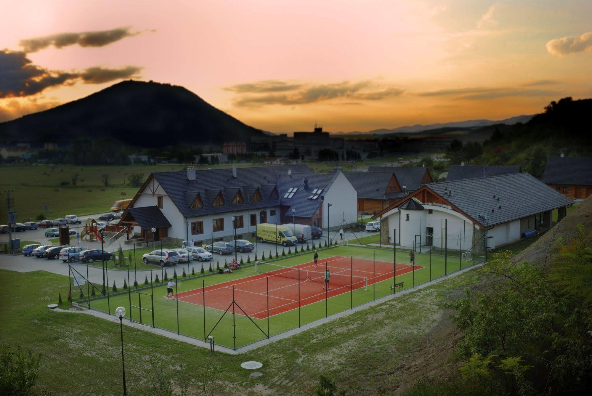 Wellness Pension&Salaš Šariš Park Prešov Exterior foto